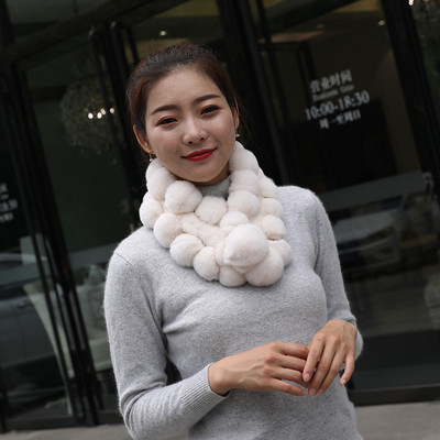 Γυναικείο βελούδινο φουλάρι για τον χειμώνα