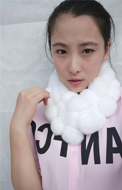 Γυναικείο βελούδινο φουλάρι για τον χειμώνα