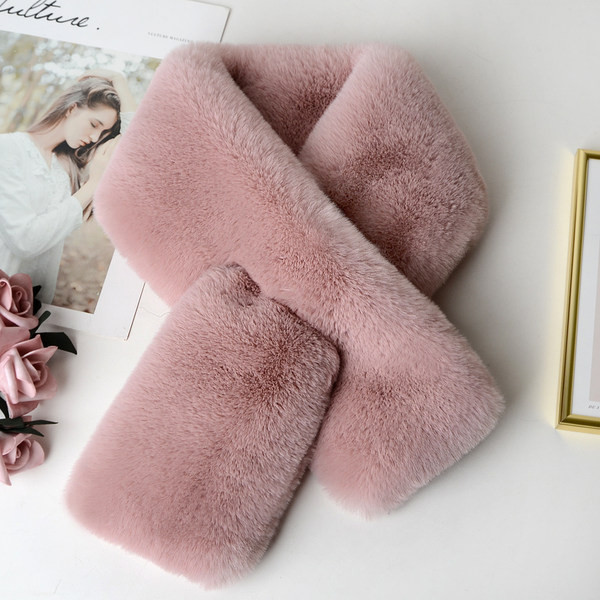 Esarfa calda de dama pentru iarna