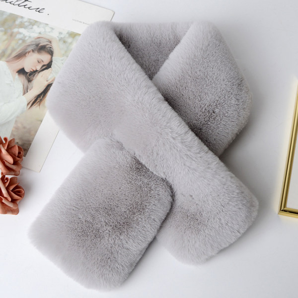 Esarfa calda de dama pentru iarna