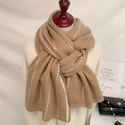 Модерен плетен шал подходящ за зимата с дължина 200см