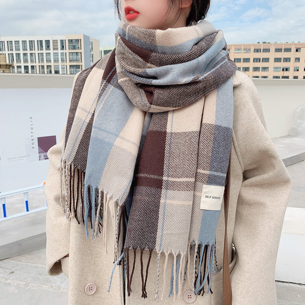 Дамски кариран шал за зимата с ресни