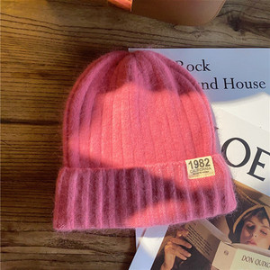 Γυναικείο μάλλινο καπέλο με στάμπα