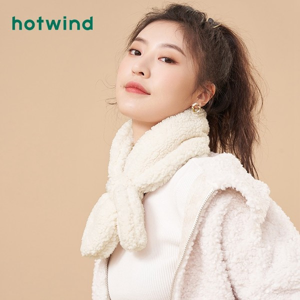 Пухен дамски  зимен шал