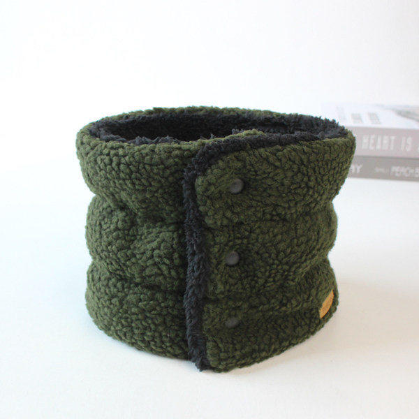 Дамски зимен шал с копчета 