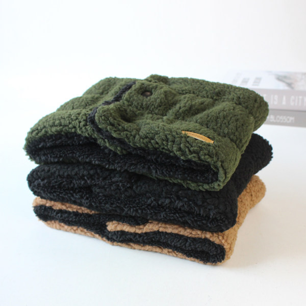 Дамски зимен шал с копчета 