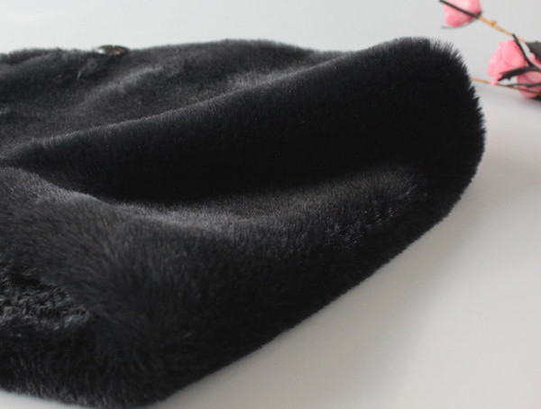 Ежедневен дамски шал тип яка с копчета