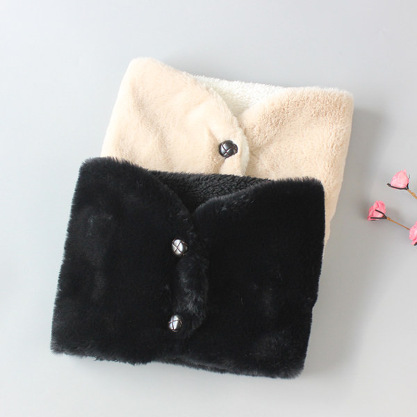 Ежедневен дамски шал тип яка с копчета