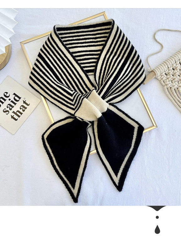 Γυναικείο  πλεκτό κασκόλ