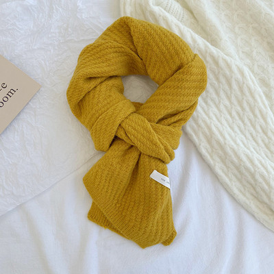 Μονόχρωμο γυναικείο φουλάρι με μήκος 160 cm