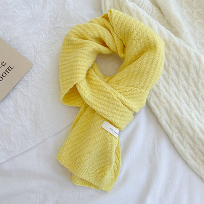 Μονόχρωμο γυναικείο φουλάρι με μήκος 160 cm