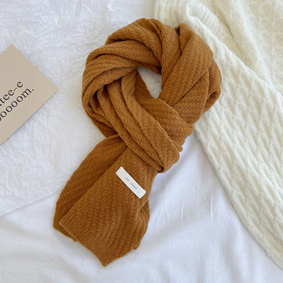 Μονόχρωμο γυναικείο φουλάρι με μήκος 160 cm