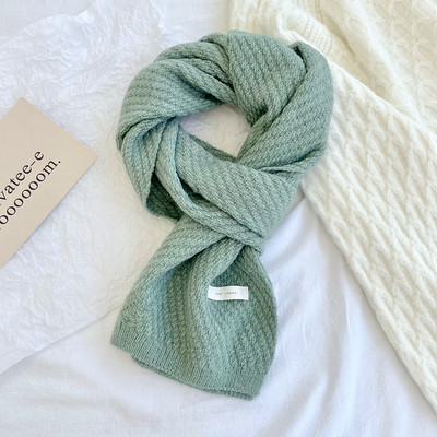 Μονόχρωμο γυναικείο φουλάρι με μήκος 160 cm