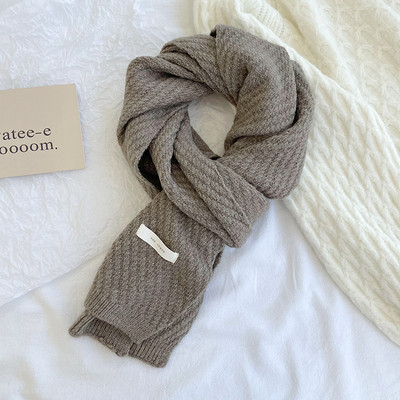 Μονόχρωμο γυναικείο φουλάρι με μήκος 160 cm