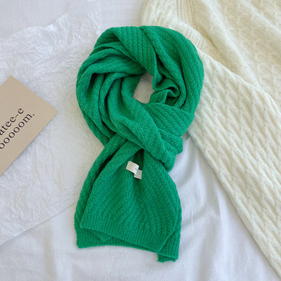 Μονόχρωμο γυναικείο φουλάρι με μήκος 160 cm