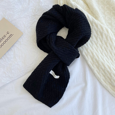 Μονόχρωμο γυναικείο φουλάρι με μήκος 160 cm