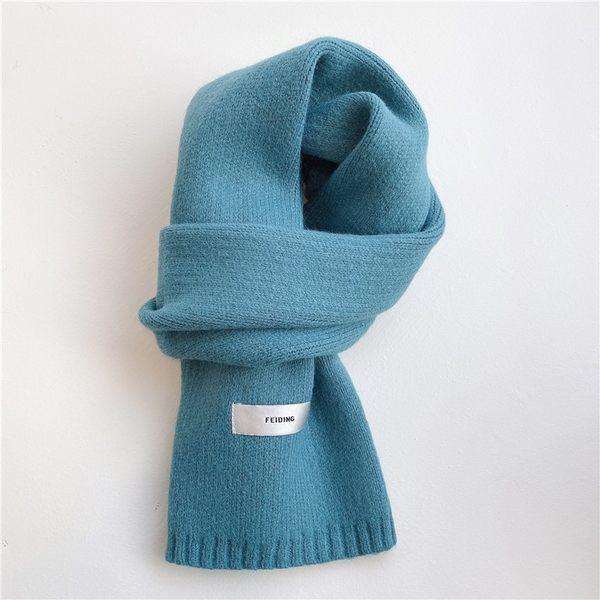 Jednobojni ženski topli šal sa grbom