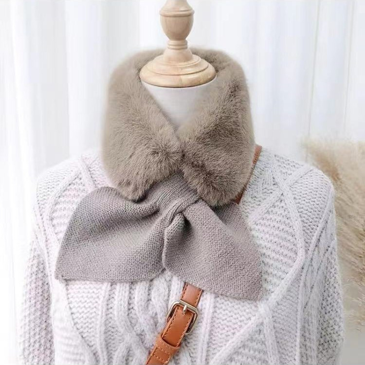 Дамски зимен шал с пух кръстосан модел