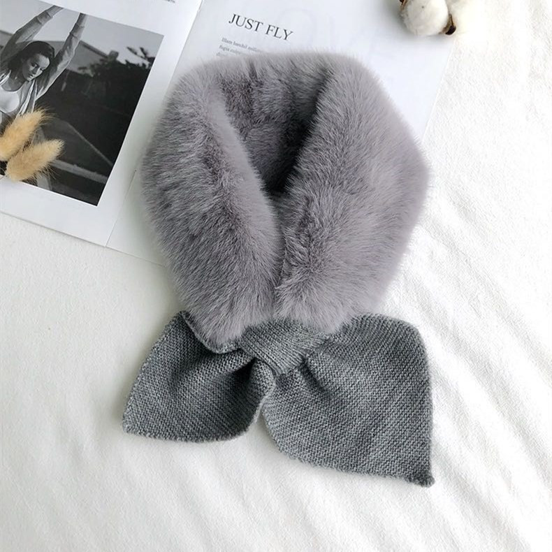 Дамски зимен шал с пух кръстосан модел