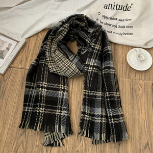 Γυναικείο casual καρό κασκόλ με κρόσσια