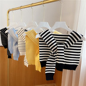 Нов модел дамски плетен шал с издължена задна част