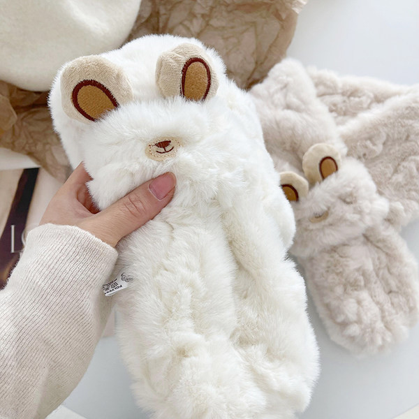 Γυναικείο  κασκόλ με τρισδιάστατο στοιχείο