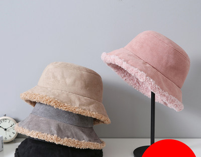 Γυναικείο πουπουλένιο καπέλο σε πολλά χρώματα κατάλληλο για τον χειμώνα