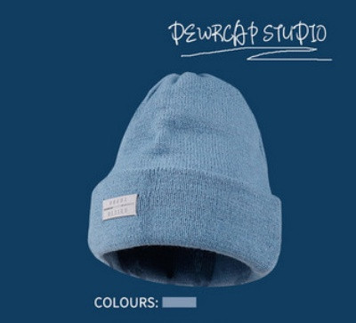 Muški ležerni šešir jednobojnog uzorka s vezom