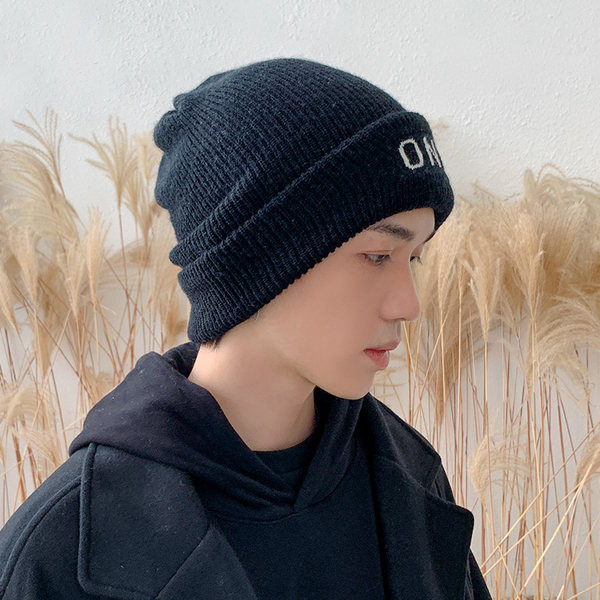 Ανδρικό πλεκτό καπέλο με επιγραφή σε πολλά χρώματα