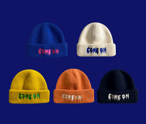 Ανδρικό casual χειμερινό καπέλο με επιγραφή