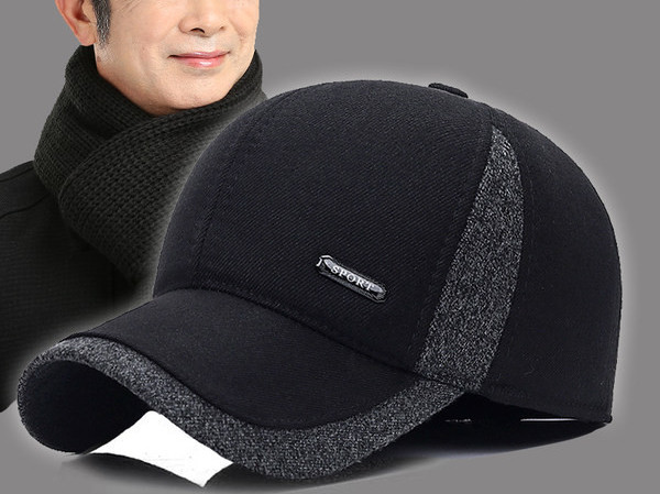 Ανδρικό καπέλο με γείσο και μεταλλικό στοιχείο