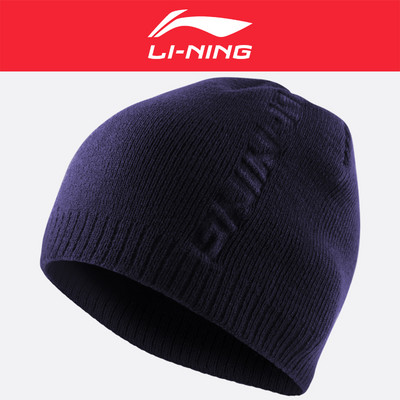 Πλεκτό ανδρικό καπέλο με κέντημα