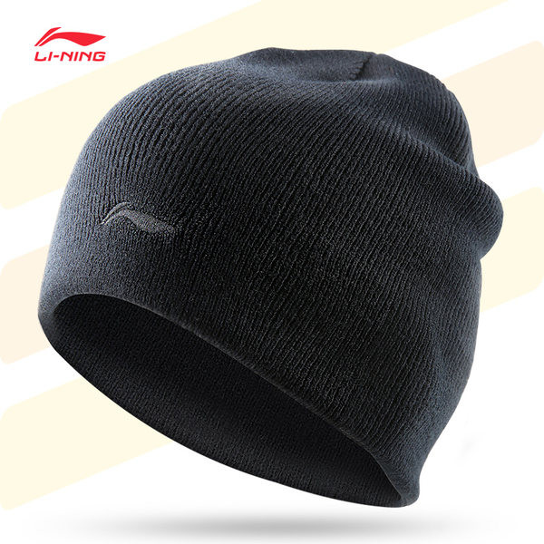 Πλεκτό ανδρικό καπέλο με κέντημα