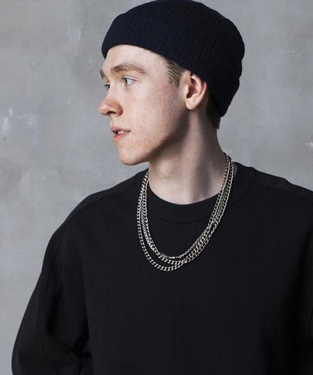 Pletena muška kapa za zimu