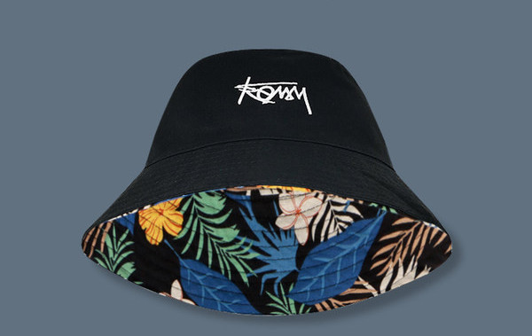 Μοντέρνο ανδρικό καπέλο με επιγραφή