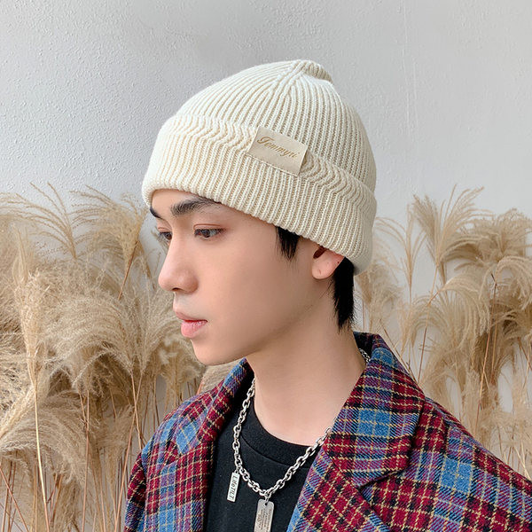 Πλεκτό ανδρικό καπέλο με έμβλημα