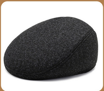 Ανδρική σκουφιά τύπου τραγιάσκα