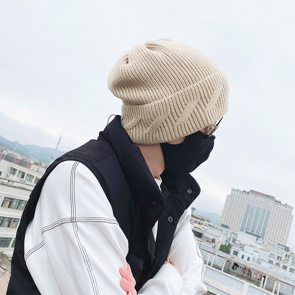 Ανδρικό χειμερινό πλεκτό καπέλο με επιγραφή