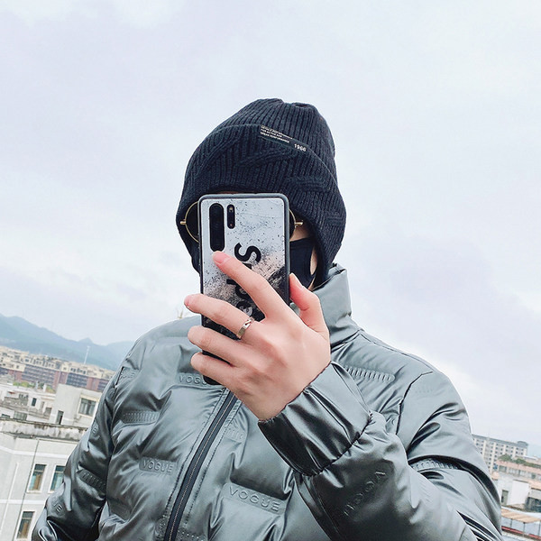 Ανδρικό χειμερινό πλεκτό καπέλο με επιγραφή