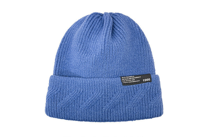 Ανδρικό χειμερινό πλεκτό καπέλο με επιγραφή