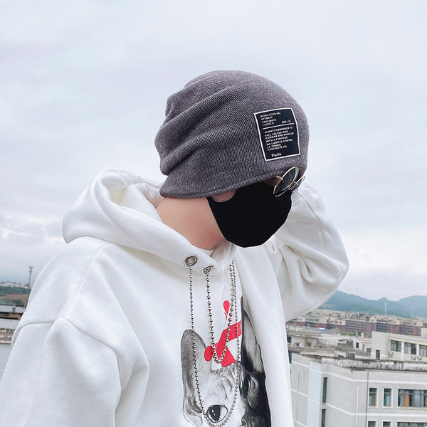 Ανδρικό καπέλο casual με έμβλημα