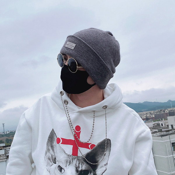 Ανδρικό καπέλο casual με έμβλημα