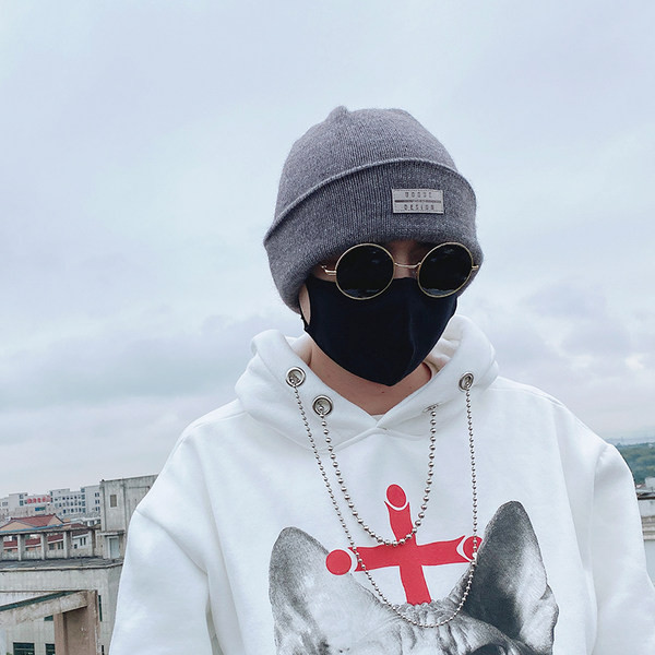 Ανδρικό καπέλο casual με έμβλημα