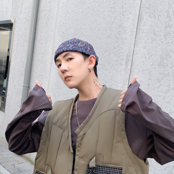 Νέο μοντέλο ανδρικό καπέλο σε τρία χρώματα