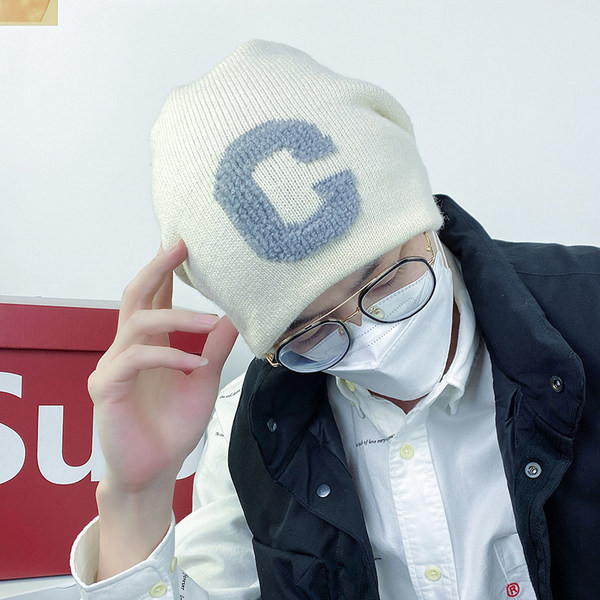 Ανδρικό καπέλο casual με κέντημα