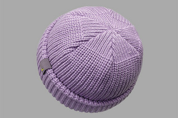 Ανδρικό μοντέρνο καπέλο φθινοπώρου-χειμώνα με έμβλημα