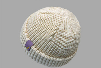 Ανδρικό μοντέρνο καπέλο φθινοπώρου-χειμώνα με έμβλημα