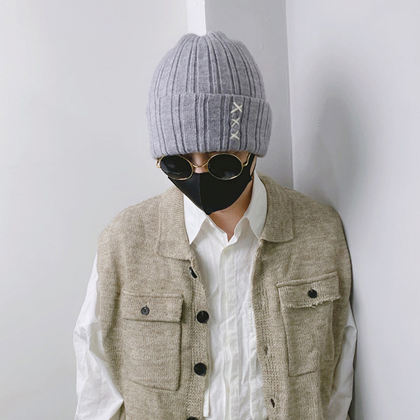 Ανδρικό μοντέρνο πλεκτό καπέλο σε πολλά χρώματα