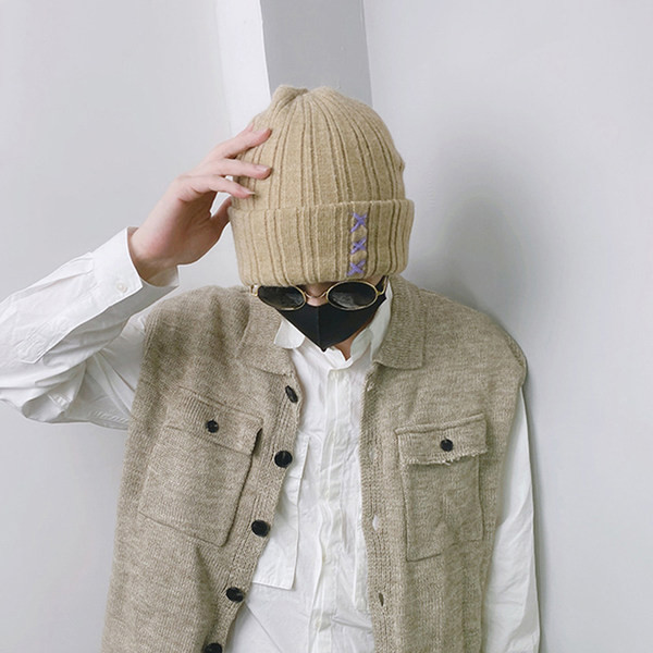 Ανδρικό μοντέρνο πλεκτό καπέλο σε πολλά χρώματα