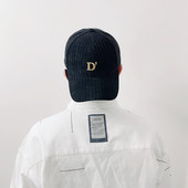 Ανδρικό καπέλο μπέιζμπολ με κεντημένο γράμμα